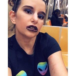 Meet your Posher, Leah